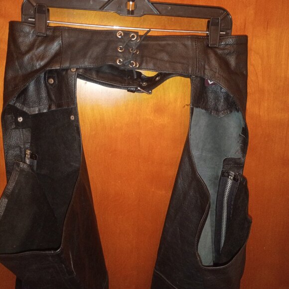 THE LEATHER WORKS Black Leather Chaps Size Men's XL Snap/Zip/Buckle/Laces - Picture 13 of 13